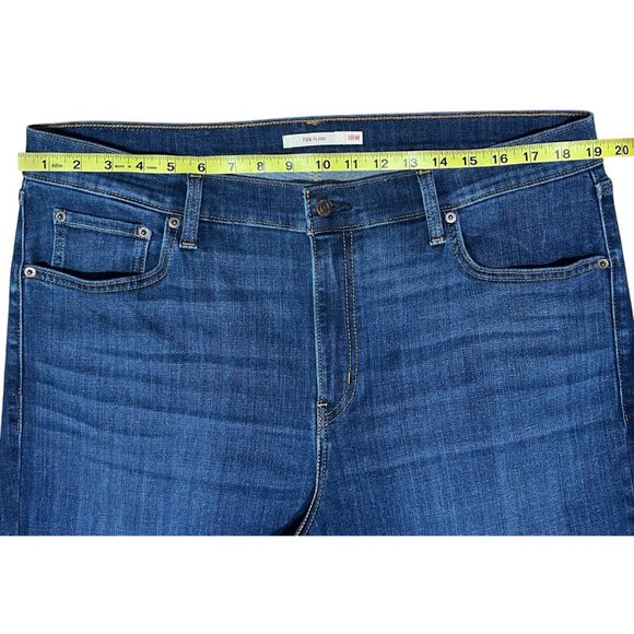 Levi's Women 726 High Rise Flare Leg Denim Jeans Plus Size 18W Blue Stretch NWOT - Picture 6 of 16